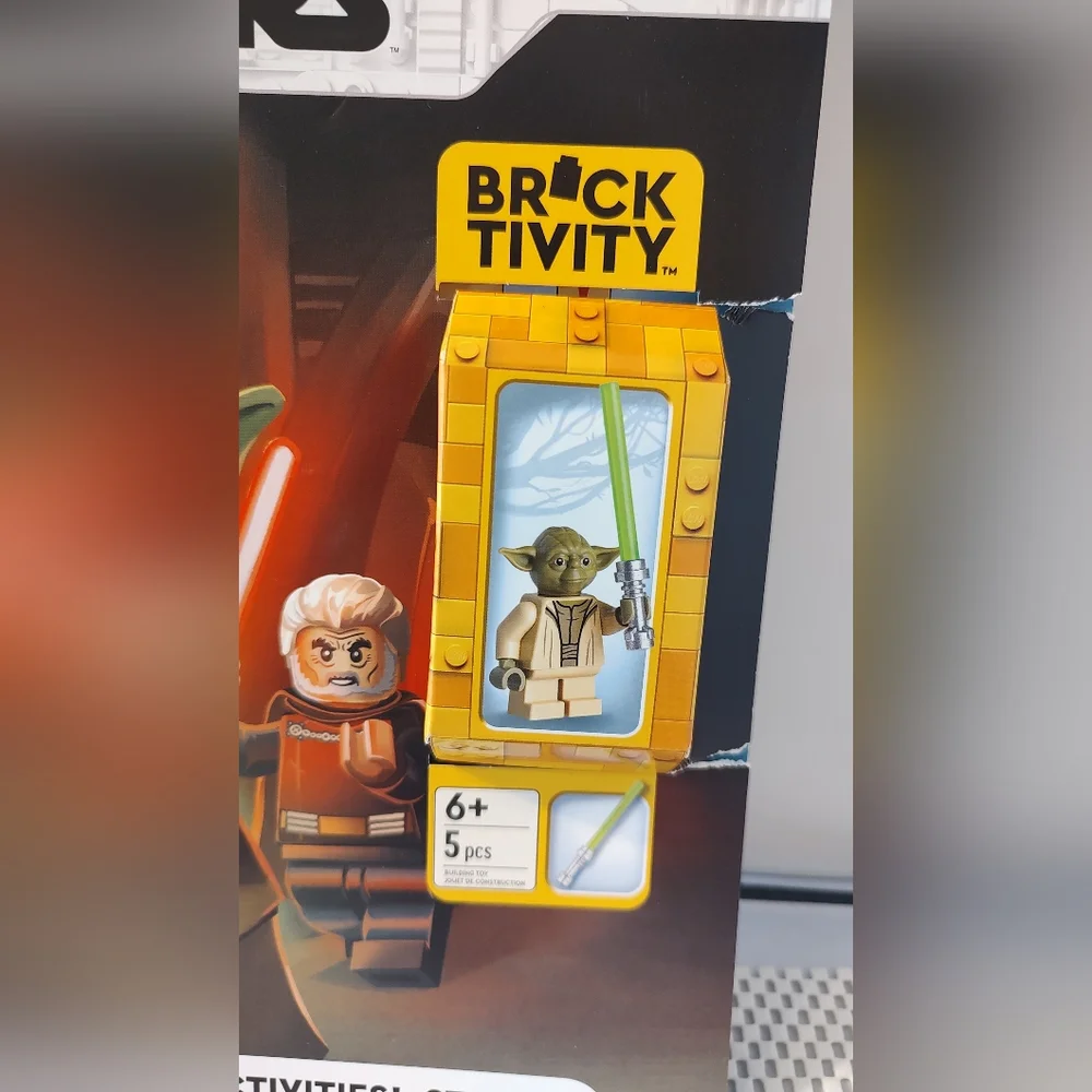 Lego Star Wars Activity Book with Master Yoda Minifigure Disney
